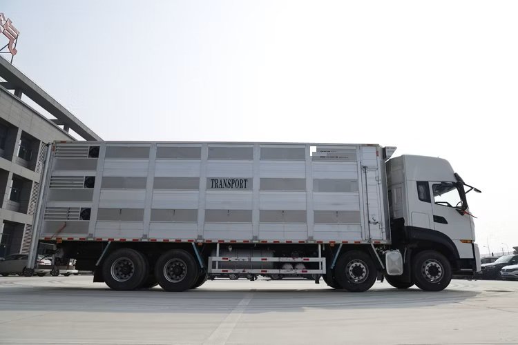 Livestock & Animal Transport Truck