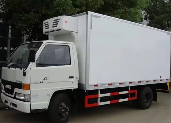 Box Vans and Box Trucks for Loading and Transportation Services of industrial Products in UAE